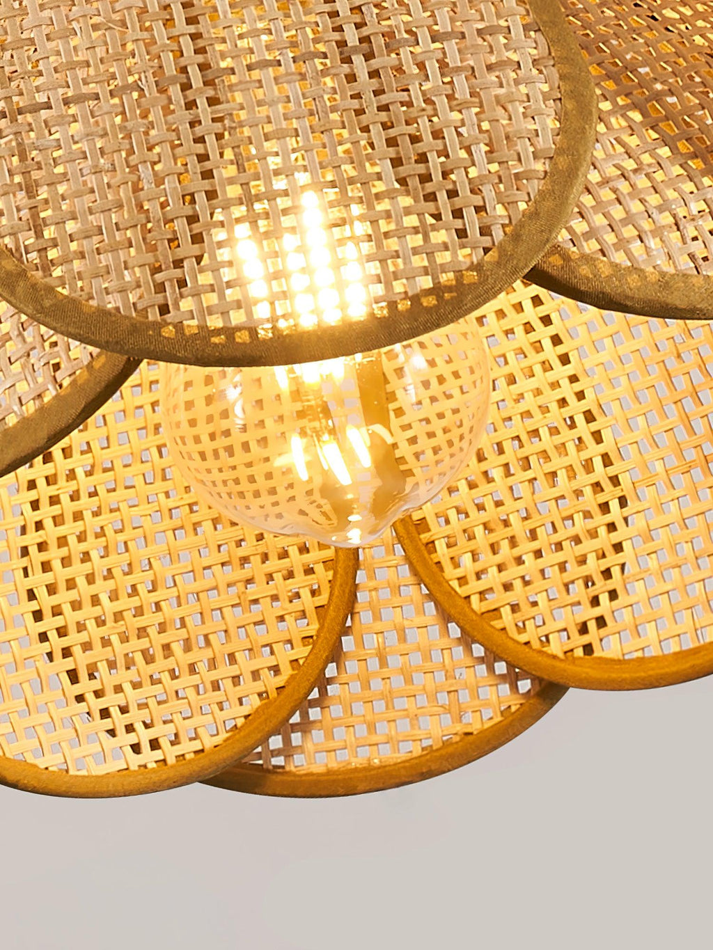 Suspension en Rotin et Tissu Lumide