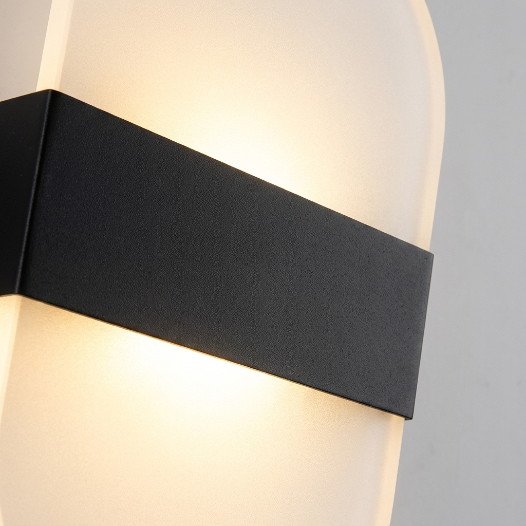 Applique Murale LED Ovale – Éclairage Haut et Bas Design Épuré eispas