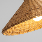 Lampadaire Trépied Rotin - Tige Courbée & Structure Métal Noir eispas